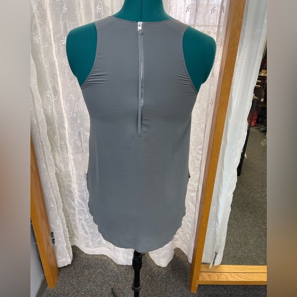 Wilfred grey zip back tank size small - Picture 4 of 5